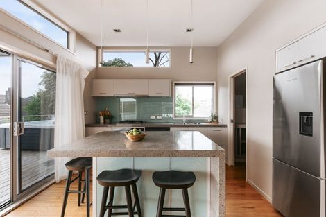 Photo of property in 13 Tay Street, Mount Maunganui, 3116