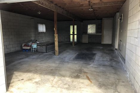 Photo of property in 49 Sherwood Avenue, Te Atatu South, Auckland, 0610