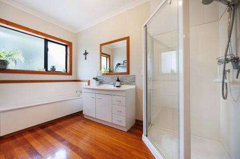 Photo of property in 7 Alpine Grove, Kelvin Grove, Palmerston North, 4414