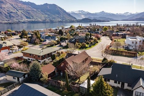 Photo of property in 127 Hunter Crescent, Wanaka, 9305