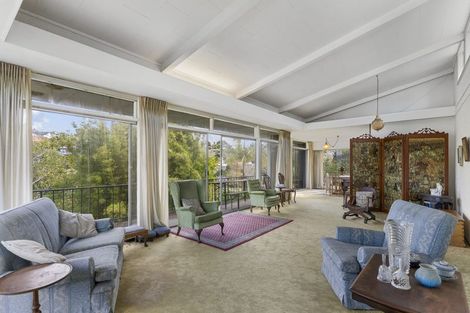 Photo of property in 6 The Esplanade, Castor Bay, Auckland, 0620