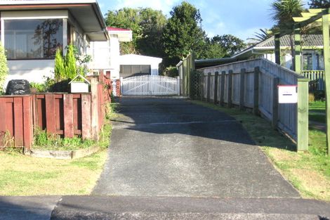 Photo of property in 14 Amberley Avenue, Te Atatu South, Auckland, 0610