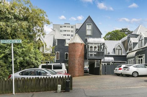 Photo of property in 1u8 Cottleville Terrace, Thorndon, Wellington, 6011