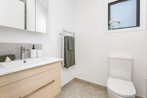 Photo of property in 10/323 Riverside Drive, Waterloo, Lower Hutt, 5011