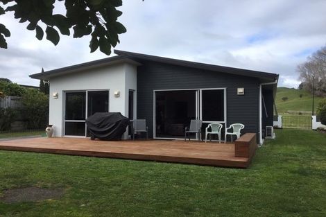Photo of property in 16 Eagle Street, Welcome Bay, Tauranga, 3112