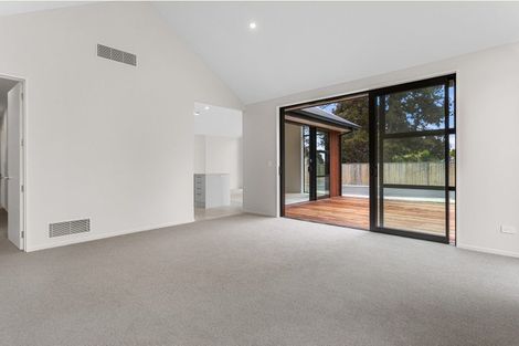 Photo of property in 1 Gulati Lane, Mairehau, 8052