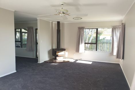 Photo of property in 22 Linwood Drive, Paraparaumu, 5032