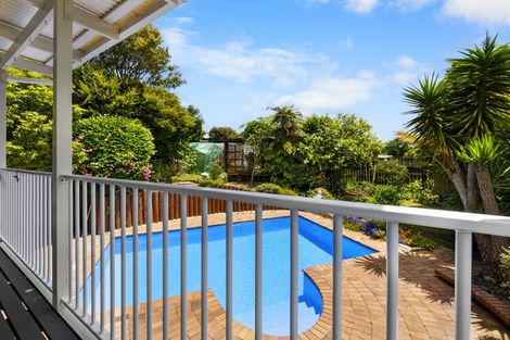 Photo of property in 16 Melva Street, Dinsdale, Hamilton, 3204