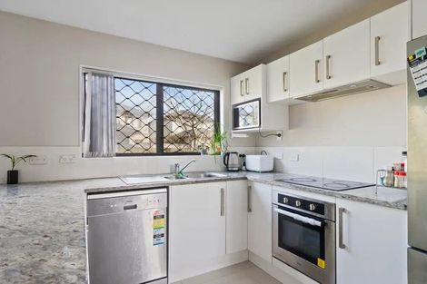 Photo of property in 5 Morewood Lane, Favona, Auckland, 2024