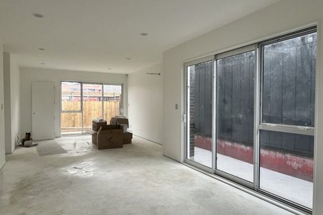 Photo of property in 7 Paretao Street, Massey, 0614