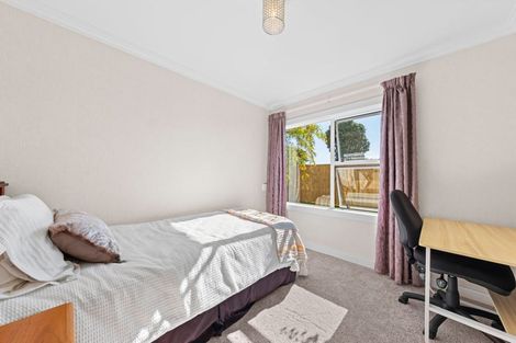 Photo of property in 1/1 Wilton Street, Westown, New Plymouth, 4310