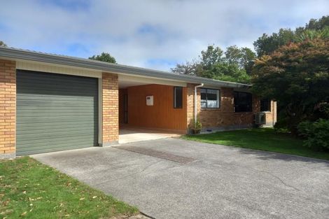 Photo of property in 2 Orsino Place, Stratford, 4332