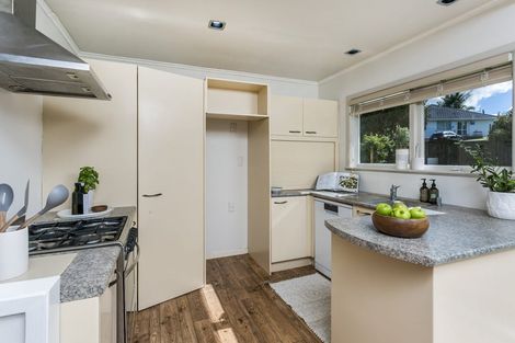 Photo of property in 2/13 Manuka Road, Bayview, Auckland, 0629