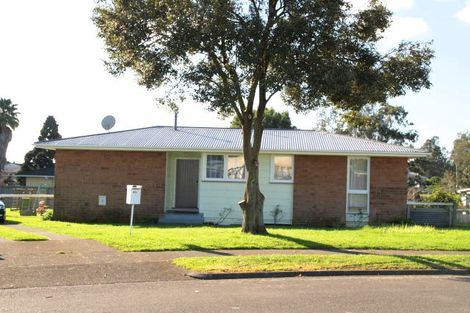 Photo of property in 41 Chadwick Crescent, Mangere East, Auckland, 2024