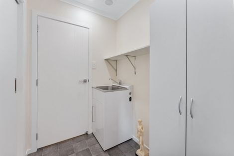 Photo of property in 1147a Fergusson Drive, Clouston Park, Upper Hutt, 5018