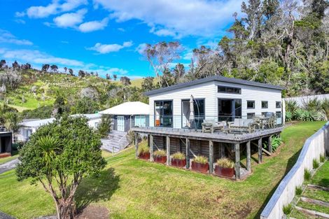 Photo of property in 20 Ross Place, Whiritoa, Whangamata, 3691