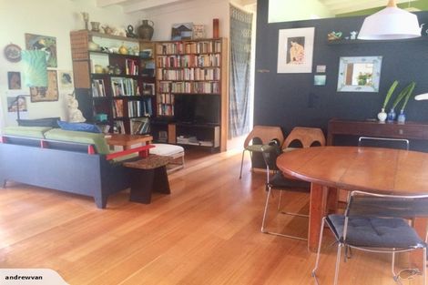 Photo of property in 709a South Titirangi Road, Titirangi, Auckland, 0604