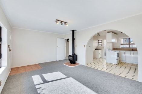 Photo of property in 2/115 Mcleod Road, Te Atatu South, Auckland, 0610