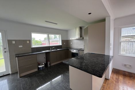 Photo of property in 121 Gills Road, Bucklands Beach, Auckland, 2014