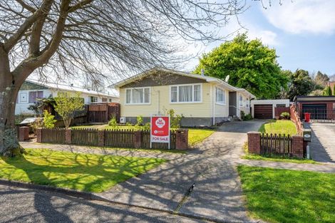 Photo of property in 92 California Drive, Totara Park, Upper Hutt, 5018