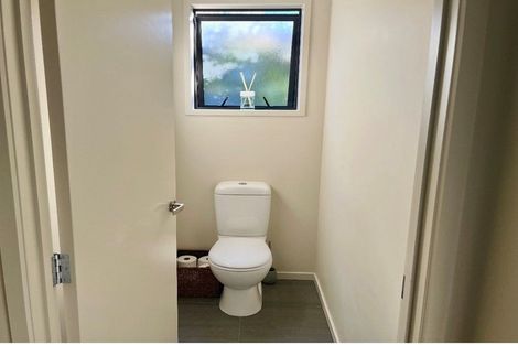 Photo of property in 9a Gillean Street, Havelock North, 4130