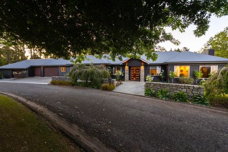 Photo of property in 6 Homestead Lane, Fitzherbert, Palmerston North, 4471