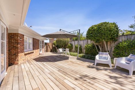 Photo of property in 6 Dell Way, Bucklands Beach, Auckland, 2014