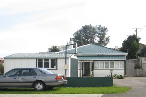 Photo of property in 78 Ngamotu Road, Spotswood, New Plymouth, 4310