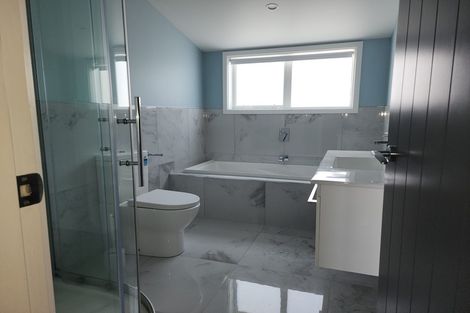 Photo of property in 14 Crompton Avenue, Churton Park, Wellington, 6037