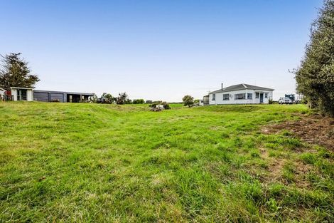 Photo of property in 8-10 Egmont Street, Normanby, Hawera, 4614
