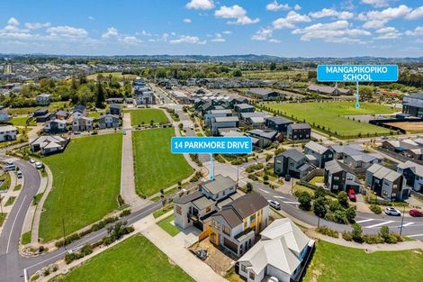 Photo of property in 14 Parkmore Drive, Rosehill, 2113