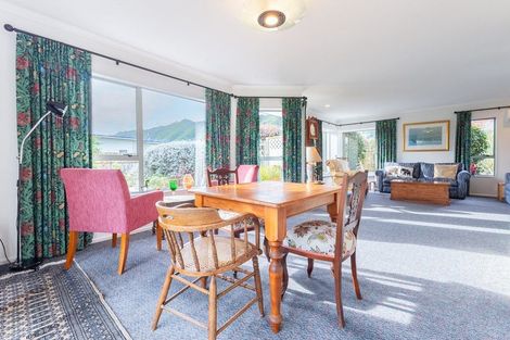 Photo of property in 29 Cranbrook Grove, Waikanae, 5036