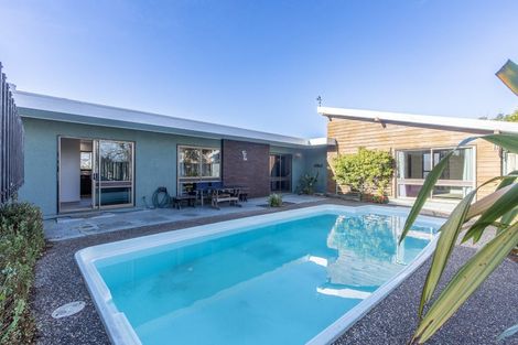 Photo of property in 17a Gaisford Terrace, Waipukurau, 4200