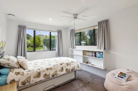 Photo of property in 34 Renown Road, Raumati South, Paraparaumu, 5032
