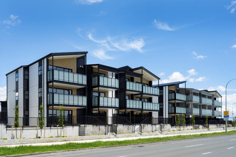 Photo of property in 201/28 Shortfin Place, Flat Bush, Auckland, 2019