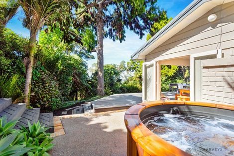 Photo of property in 282 Shaw Road, Titirangi, Auckland, 0604