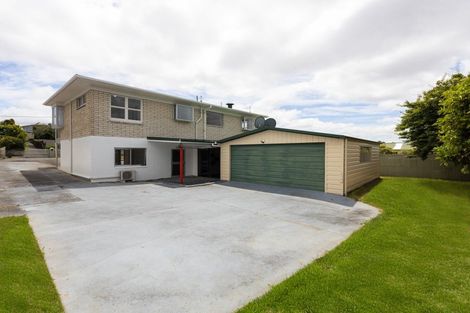 Photo of property in 15 Priscilla Crescent, Melville, Hamilton, 3206