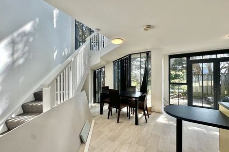 Photo of property in 22 Quebec Street, Kingston, Wellington, 6021