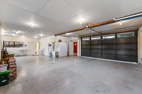 Photo of property in 4 Tellin Close, Massey, Auckland, 0614