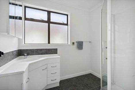 Photo of property in 16 Tawai Street, Trentham, Upper Hutt, 5018