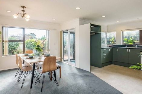 Photo of property in 1 Inverell Place, Waikanae, 5036