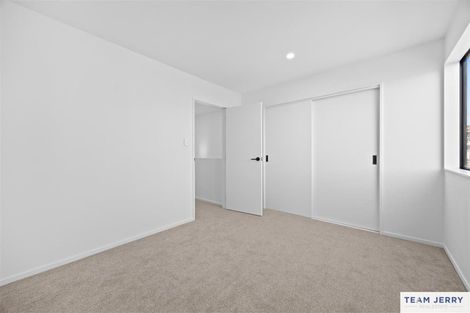 Photo of property in 64a Crestview Rise, Papakura, 2110
