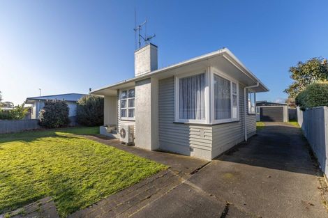 Photo of property in 35 Aspiring Avenue, Milson, Palmerston North, 4414