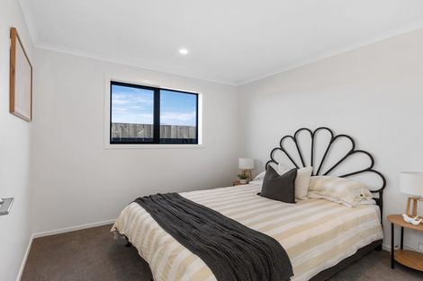 Photo of property in 84 Overton Street, Rototuna North, 3210