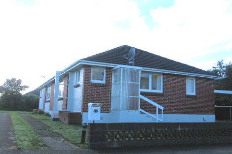 Photo of property in 27 Nile Street, Waterloo, Lower Hutt, 5011