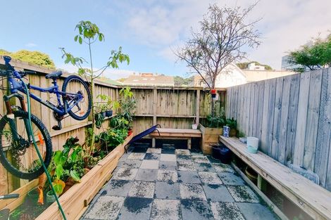 Photo of property in 16/31u Princess Terrace, Newtown, Wellington, 6021