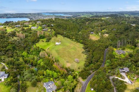 Photo of property in 28 Brick Bay Drive, Sandspit, Warkworth, 0982
