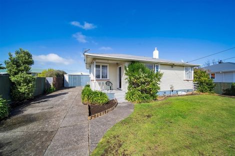 Photo of property in 7 Pacey Avenue, Hawera, 4610