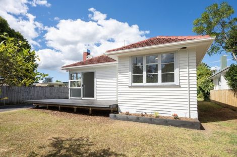 Photo of property in 494 Swanson Road, Ranui, Auckland, 0612