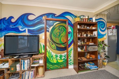 Photo of property in 8 Rewa Street, Takaro, Palmerston North, 4412